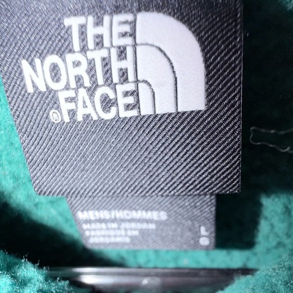 The North Face green Fleece Pull over with zipper - Picture 2 of 3